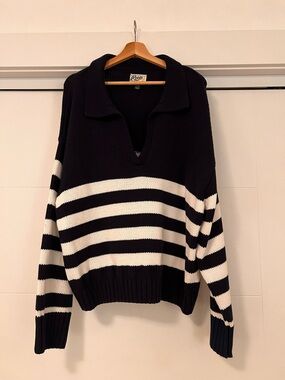 Roots Women's Navy & White Striped V-Neck Sweater